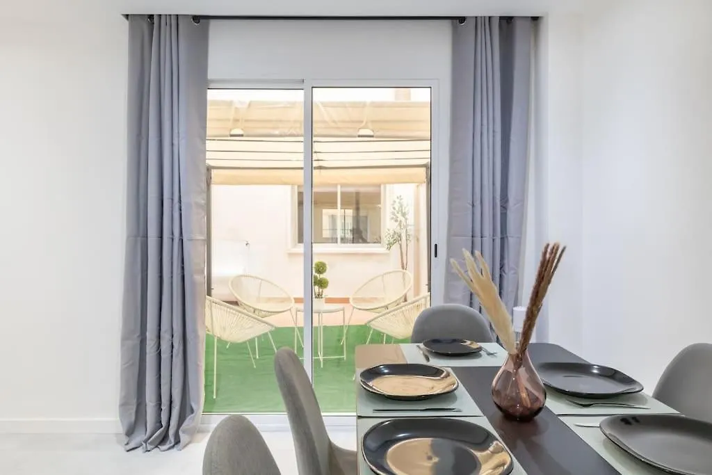 Beautiful 2Br - 20 Meters From Beach - In City Center Fuengirola Spain