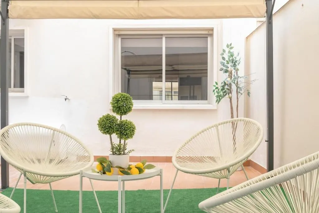 Beautiful 2Br - 20 Meters From Beach - In City Center Fuengirola Apartment