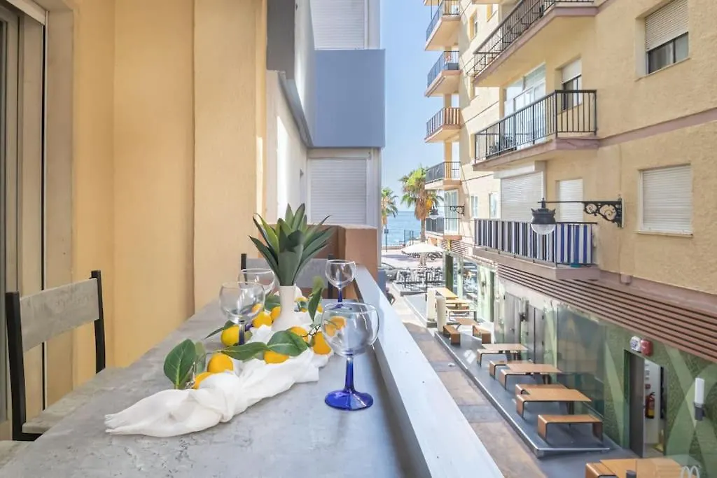 Beautiful 2Br - 20 Meters From Beach - In City Center Fuengirola Spain