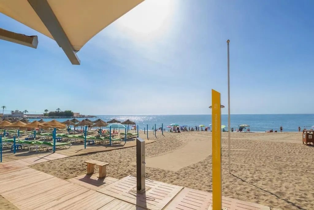 Beautiful 2Br - 20 Meters From Beach - In City Center Fuengirola Apartment